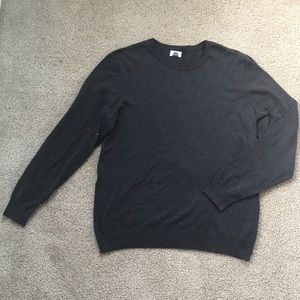 Gray men’s sweater